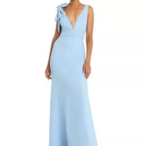 Mac Duggal Powder Blue Sleeveless V Neck Bow Detail Mermaid Gown